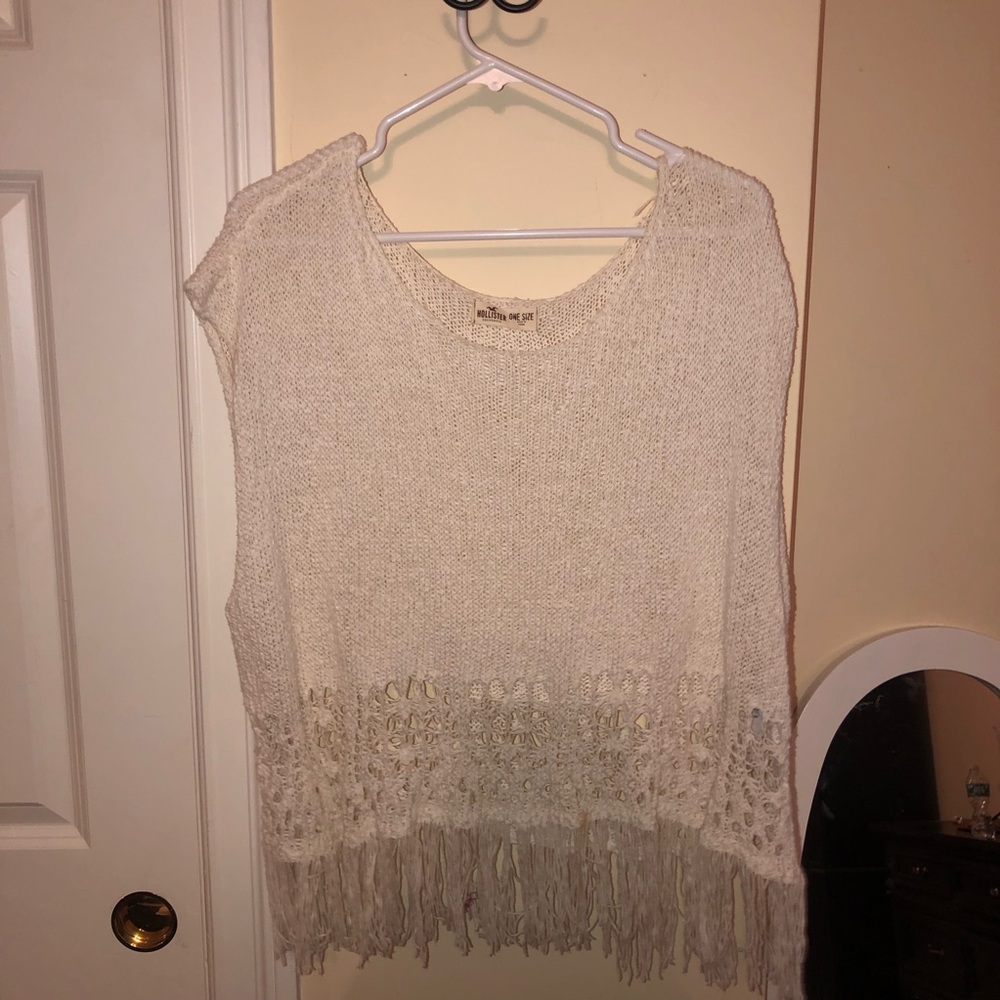 white knitted boho festive style top